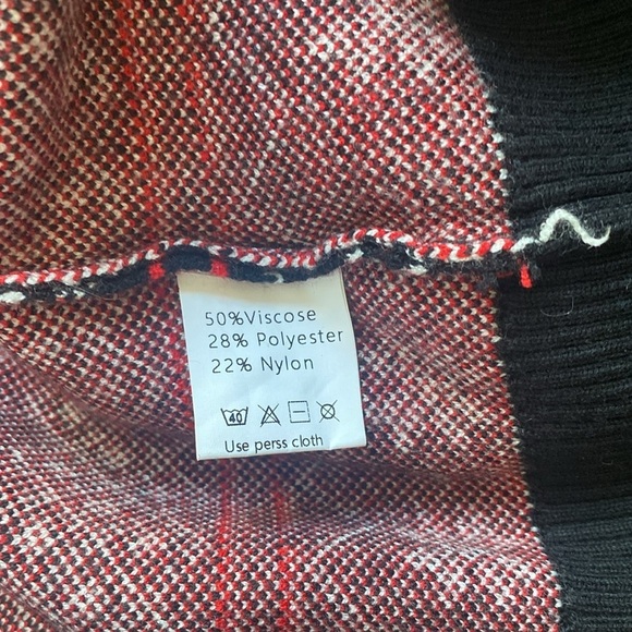 Amazon Hpoicly Christmas Sweater, size L, crew neck sweater, Viscose. - Picture 8 of 10